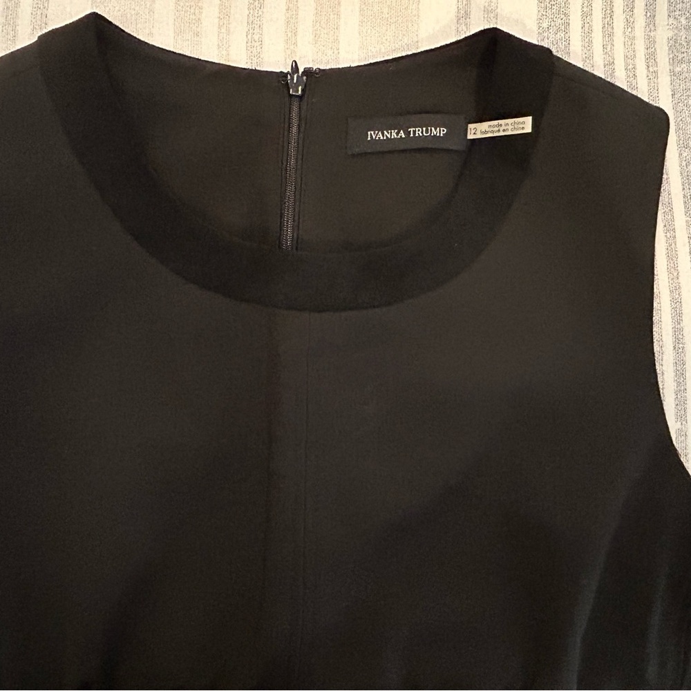 Ivanka Trump Black Sleeveless Cocktail Sheath Dress sz 12 Suede like Details NWT - Picture 6 of 8